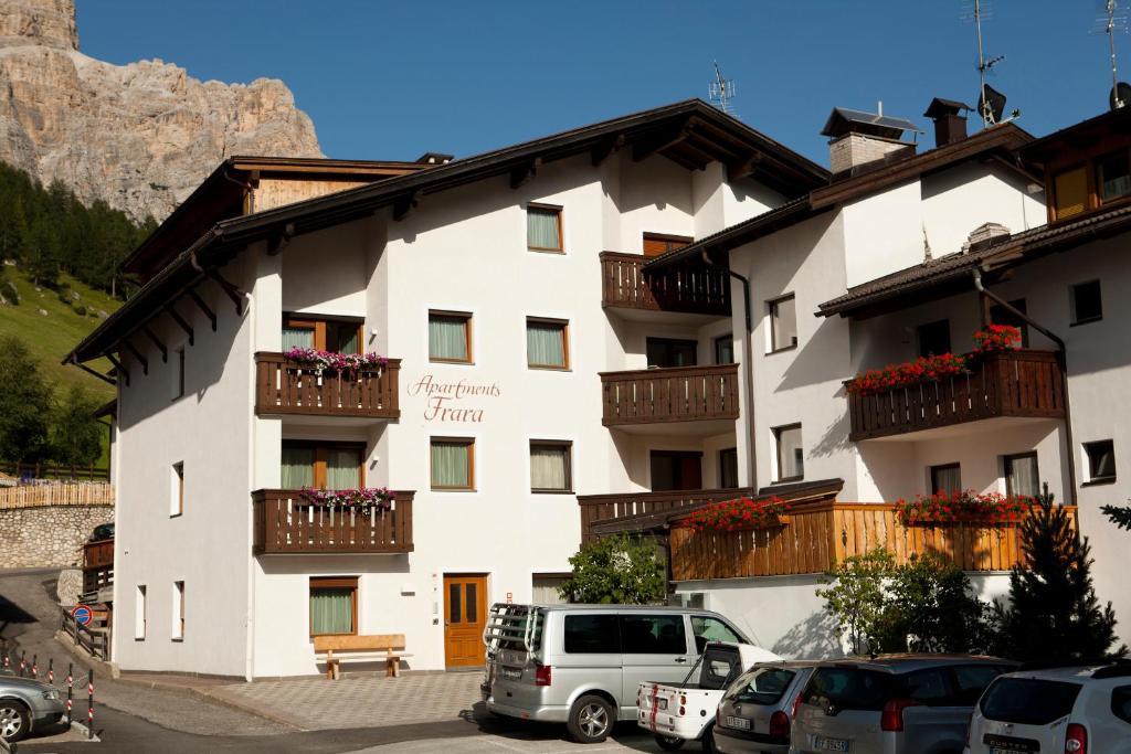 Frara Residence Apartments San Cassiano  Exteriér fotografie